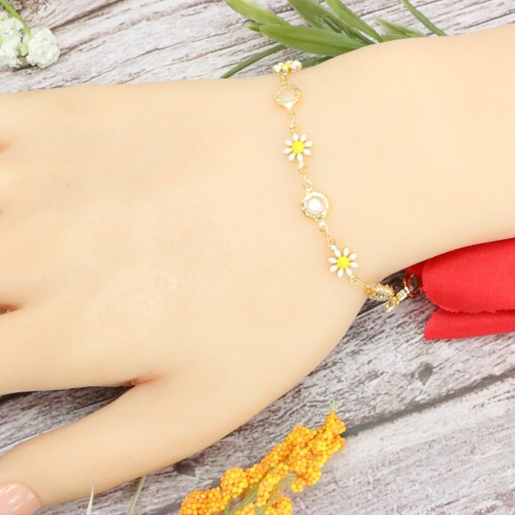 "Trendy Bracelet for Girls & Women – Cute, Adjustable & Gift-Ready | MLCRC1185 - Picture 6 of 10